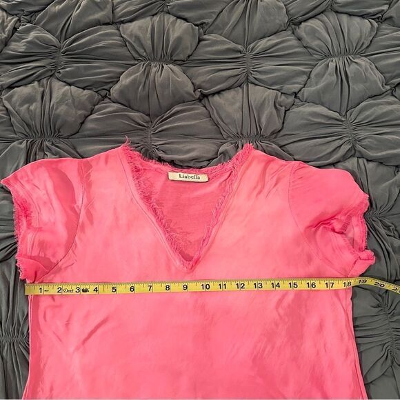 Liabella V Neck Blouse - Picture 5 of 6